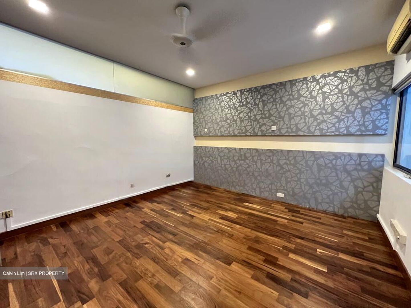 Townhouse Apartments (D9), Apartment #454494431